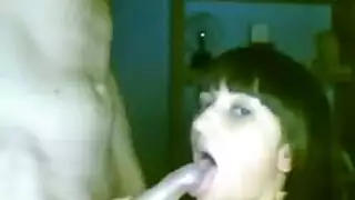 شباب صغار يتبادلون المتعة الشرجية في حفل زواج مثلي