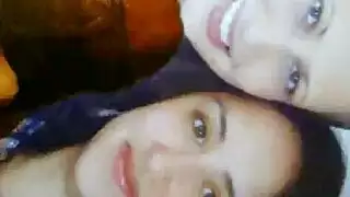 مراهقون كلية لذيذ مارس الجنس في مساكن الطلبة