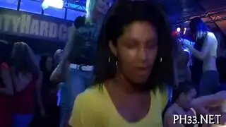 اللفة الرقص تجرؤ الهبي