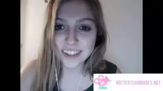 مراهقة مفلسة تُستَخدم في العلن كارلي جراي جماع جماعي في الخارج